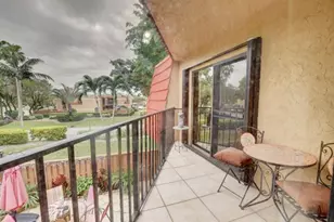 8279 Severn Dr, Boca Raton, FL 33433 - Photo 17