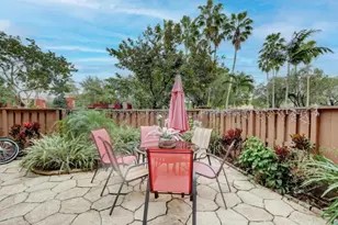 8279 Severn Dr, Boca Raton, FL 33433 - Photo 3