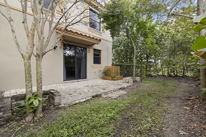 3950 Devenshire Court, Coconut Creek, FL 33073 - Photo 17