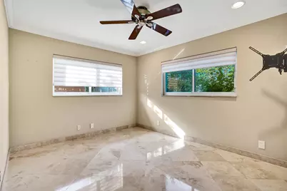 7050 NE 7th Avenue, Boca Raton, FL 33487 - Photo 19