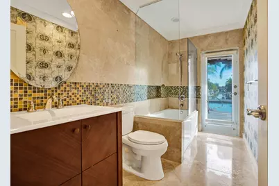 7050 NE 7th Avenue, Boca Raton, FL 33487 - Photo 9