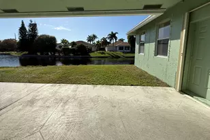 1168 Hatteras Cir, Greenacres, FL 33413 - Photo 7
