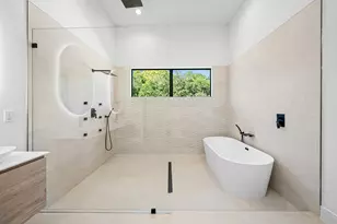 14817 Paddock Dr, Wellington, FL 33414 - Photo 29