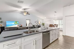 2356 SW Savona Blvd, Port Saint Lucie, FL 34953 - Photo 9