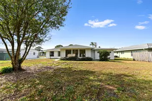 571 SE Anchor Ln, Port Saint Lucie, FL 34983 - Photo 27