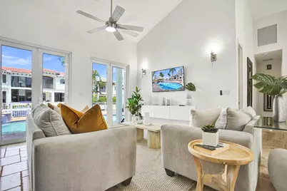 785 NE 71st Street, Boca Raton, FL 33487 - Photo 9