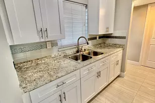 26 Golfs Edge A, West Palm Beach, FL 33417 - Photo 7