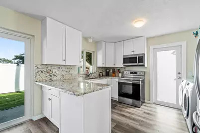 119 SE 5th Street, Delray Beach, FL 33483 - Photo 15