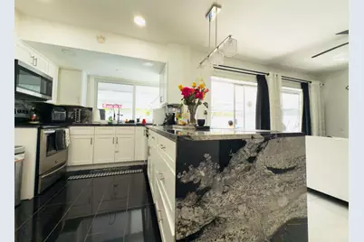 230 NE 25th Street, Pompano Beach, FL 33064 - Photo 15