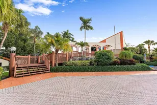 114 Centennial Ct, Deerfield Beach, FL 33442 - Photo 35