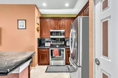 9054 Plymouth Place, Tamarac, FL 33321 - Photo 17