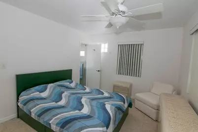 4056 Lake Osborne Drive, Unit #15, Lake Worth, FL 33461 - Photo 11