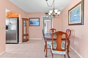25 Prescott B, Deerfield Beach, FL 33442 - Photo 5