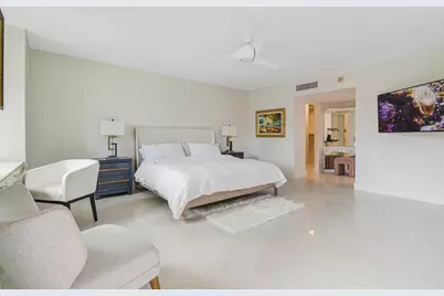 100 SE 5th Avenue, Unit #305, Boca Raton, FL 33432 - Photo 21