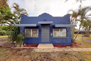 718 S J St, Lake Worth Beach, FL 33460 - Photo 1