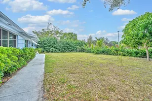 309 S Loxahatchee Dr, Jupiter, FL 33458 - Photo 37