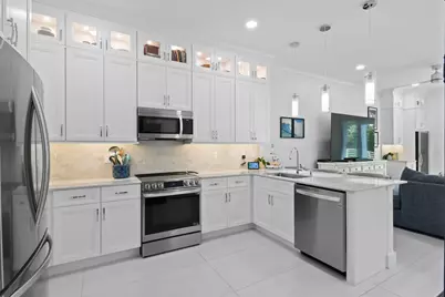 4707 SE Manatee Way, Stuart, FL 34997 - Photo 9