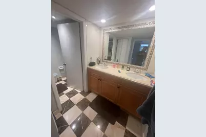 47 Lake Arbor Drive, Palm Springs, FL 33461 - Photo 7