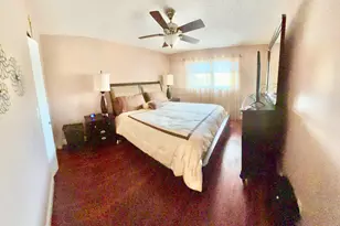 729 Lori Dr, Palm Springs, FL 33461 - Photo 9