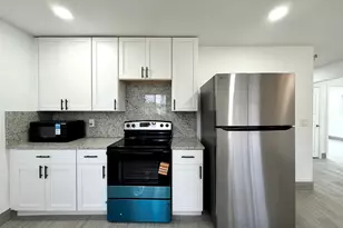 1376 Meadowbrook Dr, West Palm Beach, FL 33417 - Photo 3