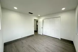 1376 Meadowbrook Dr, West Palm Beach, FL 33417 - Photo 9