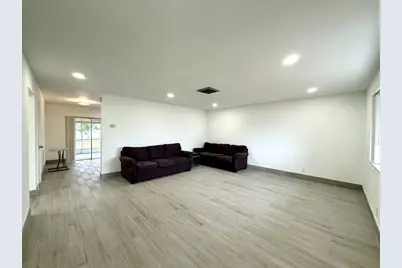 1376 Meadowbrook Drive, West Palm Beach, FL 33417 - Photo 7