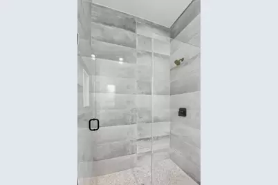 3920 Espan Court, Palm Springs, FL 33461 - Photo 31