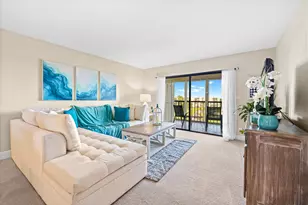 7076 Huntington Ln, Delray Beach, FL 33446 - Photo 3