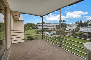 12016 Greenway Cir S, Royal Palm Beach, FL 33411 - Photo 5