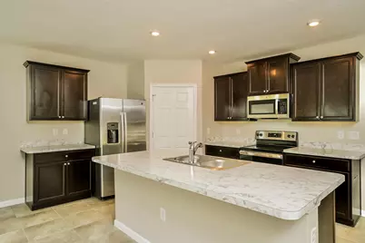 368 NW Camrose Street, Port Saint Lucie, FL 34983 - Photo 3