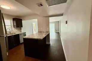 722 SW 81st Ave, North Lauderdale, FL 33068 - Photo 11