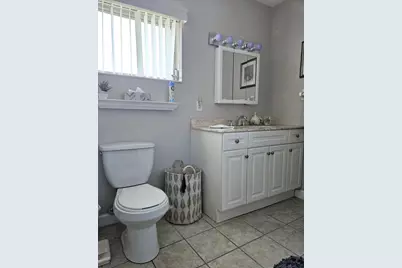 2950 Crosley Drive E, Unit #D, West Palm Beach, FL 33415 - Photo 11