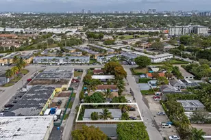 901 NE 40th St, Oakland Park, FL 33334 - Photo 13