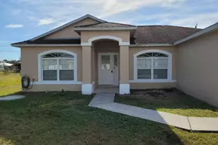 442 SW Baoy Ave, Port Saint Lucie, FL 34953 - Photo 1