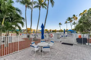 9235 Lagoon Pl, Davie, FL 33324 - Photo 37