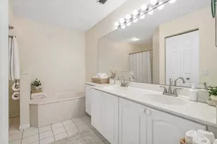 1007 Via Jardin, Palm Beach Gardens, FL 33418 - Photo 21