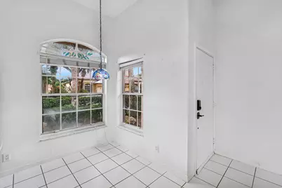 1007 Via Jardin, Riviera Beach, FL 33418 - Photo 15