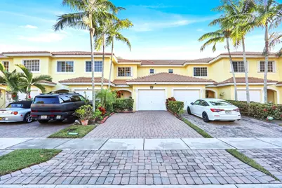 944 Imperial Lake Road, West Palm Beach, FL 33413 - Photo 1