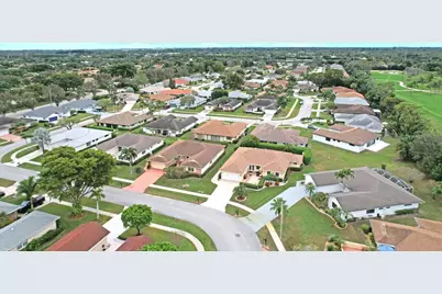 10668 S Greentrail Drive, Boynton Beach, FL 33436 - Photo 5