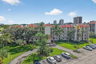 3050 Presidential Way, West Palm Beach, FL 33401 - Photo 35