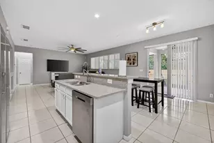 5806 NW Breezy Brook Ct, Port Saint Lucie, FL 34986 - Photo 21