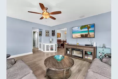 7615 NW 68th Avenue, Tamarac, FL 33321 - Photo 5