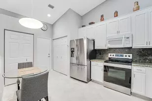 8590 Logia Cir, Boynton Beach, FL 33472 - Photo 9