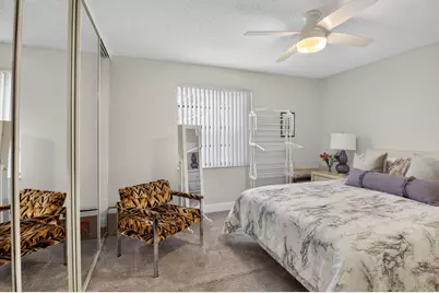 5374 Venetia Court, Unit #E, Boynton Beach, FL 33437 - Photo 17