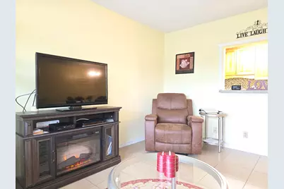 204 Kent L, Unit #L, West Palm Beach, FL 33417 - Photo 5