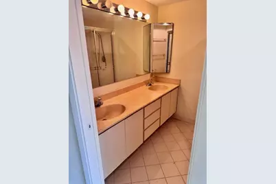 217 Live Oak Lane, Boynton Beach, FL 33436 - Photo 9