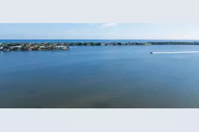 88 N Lakeshore Drive, Hypoluxo, FL 33462 - Photo 57