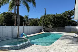 1014 W Drew St, Lantana, FL 33462 - Photo 13