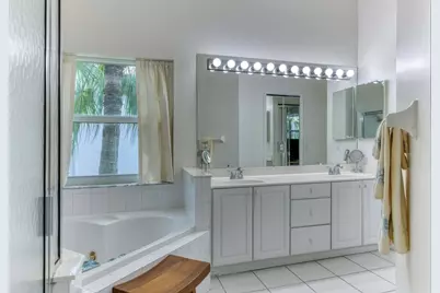 1232 Avondale Lane, West Palm Beach, FL 33409 - Photo 17