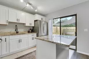 187 Woodland Rd, Palm Springs, FL 33461 - Photo 9